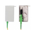 ElectroBase ® Sienas kontaktligzda 3 porti, katrs 1 kabelim un 1 SC simplex adapterim, 1 LC duplex adapterim