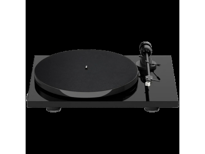 Pro-Ject E1 BT (AT3600L) - High Gloss Black UNI 9120129864497