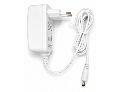 ElectroBase ® Barošanas bloks 30W 12VDC 2.5A konektors 5.5/2.1-2.5mm Plug-IN balts korpuss LEI MH30-3120250-C5