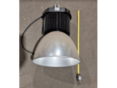 Bousval Électrique™ Lietots LED Augsta Laiduma Gaismeklis ar Reflektoru | 150W | 4000K-4500K | IP65